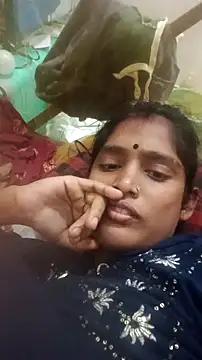 Snapshot of Guriya0076 chatting on 10, 11, 2025 Guriya0076 online show from 10, 11, 2025