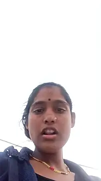 Snapshot of Guriya0076 chatting on 17, 11, 2025 Guriya0076 online show from 17, 11, 2025