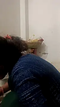 Snapshot of Guriya0076 chatting on 4, 12, 2025 Guriya0076 online show from 4, 12, 2025