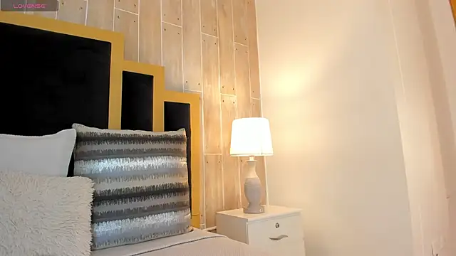 isabellasouza online show from 6, 1, 2026