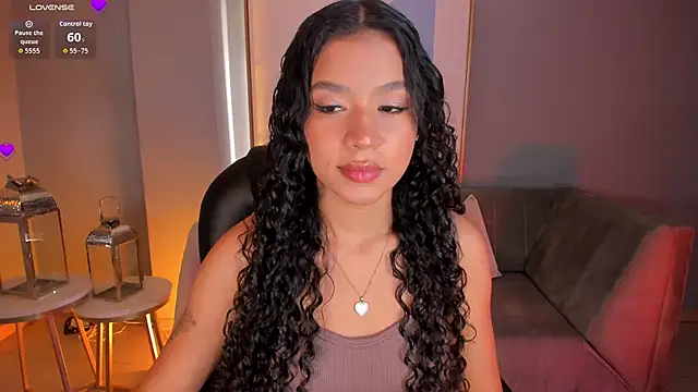 Snapshot of SophieHouston_ chatting on 24, 9, 2025 SophieHouston online show from 24, 9, 2025