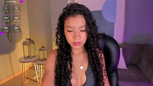 Snapshot of SophieHouston_ chatting on 26, 9, 2025 SophieHouston online show from 26, 9, 2025