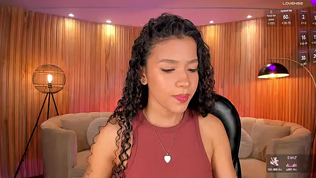 Snapshot of SophieHouston_ chatting on 28, 9, 2025 SophieHouston online show from 28, 9, 2025