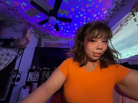 Snapshot of moan4mona chatting on 20, 6, 2026 moan4mona online show from 20, 6, 2026