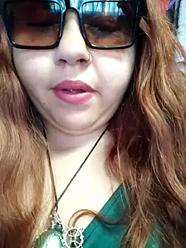 Snapshot of melisa_hot420 chatting on 13, 10, 2025 melisa hot420 online show from 13, 10, 2025