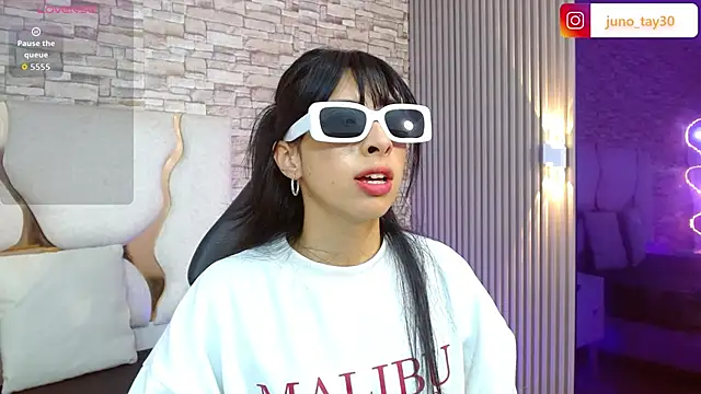 juno tay online show from 30, 10, 2025