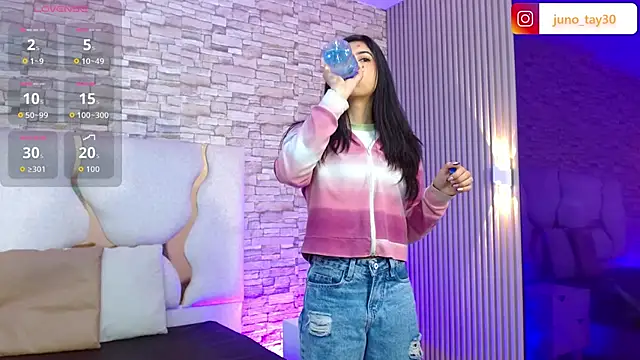 juno tay online show from 12, 11, 2025