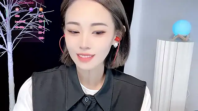 xiaoyue8888 online show from 23, 9, 2025