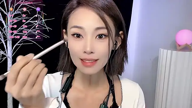 xiaoyue8888 online show from 24, 9, 2025