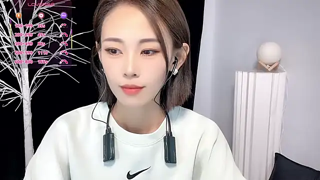 xiaoyue8888 online show from 27, 9, 2025