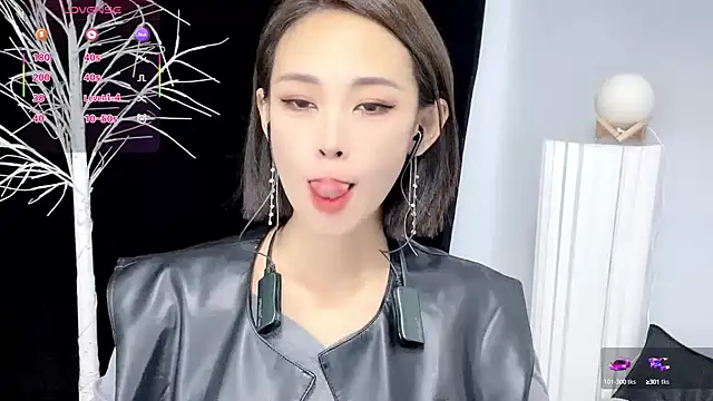 xiaoyue8888 online show from 29, 9, 2025