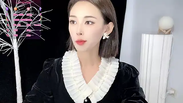 xiaoyue8888 online show from 7, 10, 2025