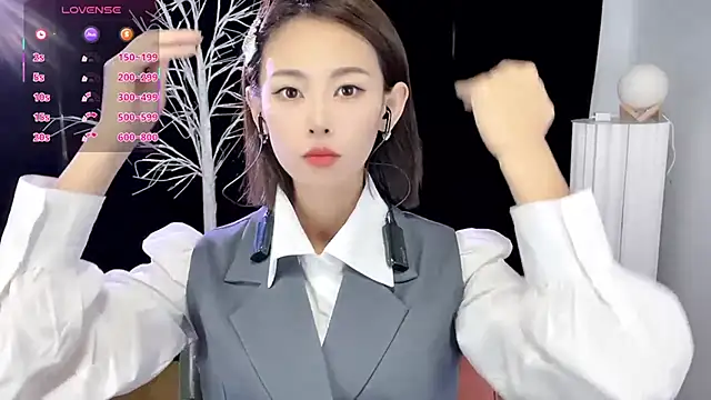 xiaoyue8888 online show from 16, 10, 2025