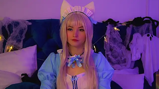 KeiraAsti online show from 31, 10, 2025