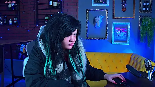 MaryHarrys online show from 5, 12, 2025