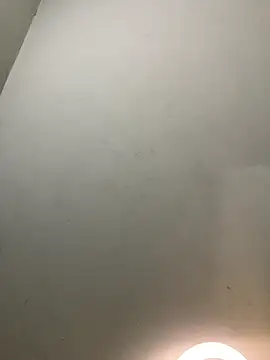 StrawberryXpeach online show from 31, 3, 2026