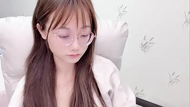 puppy-999 online show from 12, 4, 2026