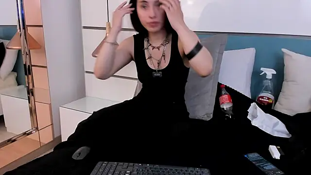 Ashkoreh online show from 26, 11, 2025