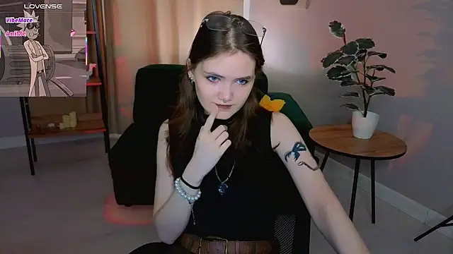 Dilara xBaby online show from 18, 3, 2026