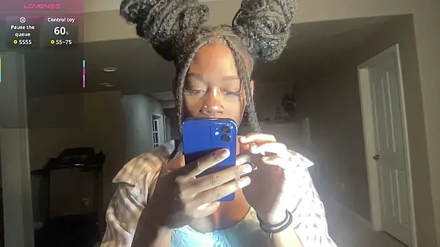 maskedgirl5005 online show from 17, 9, 2025