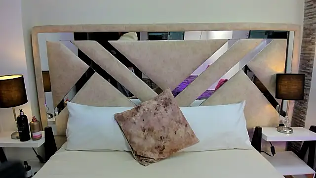 Snapshot of ximena_vasquez8 chatting on 2, 2, 2026 ximena vasquez8 online show from 2, 2, 2026