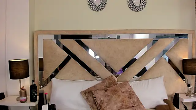 ximena vasquez8 online show from 3, 2, 2026