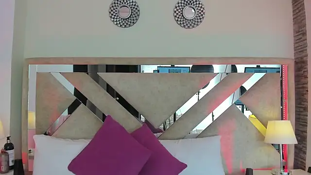 ximena vasquez8 online show from 28, 3, 2026