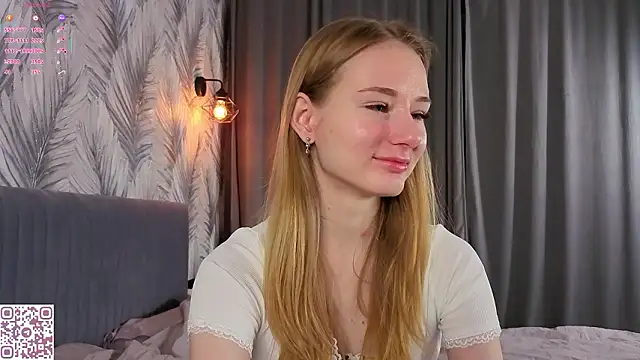 ElvinaRose online show from 2, 2, 2026