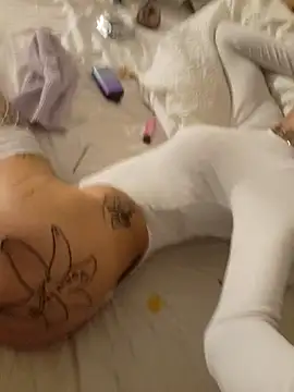 Tannedtattooed69 online show from 11, 1, 2026