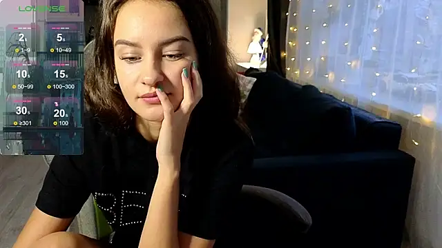 Snapshot of BelleWild chatting on 28, 11, 2025 BelleWild online show from 28, 11, 2025