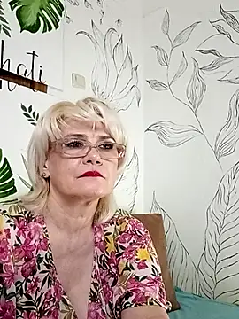 Snapshot of Catty_Lady chatting on 11, 6, 2026 Catty Lady online show from 11, 6, 2026