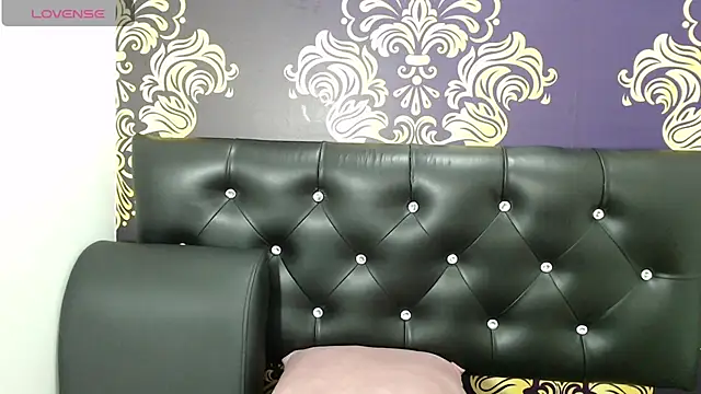 Snapshot of BigBoobs_Goddess chatting on 26, 10, 2025 BigBoobs Goddess online show from 26, 10, 2025