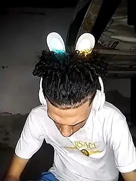 Snapshot of Gabriel_Stone chatting on 20, 10, 2025 Gabriel Stone online show from 20, 10, 2025