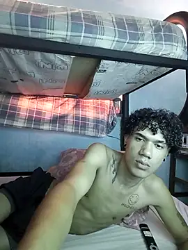 Snapshot of Gabriel_Stone chatting on 22, 10, 2025 Gabriel Stone online show from 22, 10, 2025