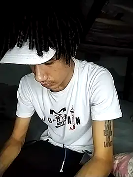 Snapshot of Gabriel_Stone chatting on 26, 11, 2025 Gabriel Stone online show from 26, 11, 2025