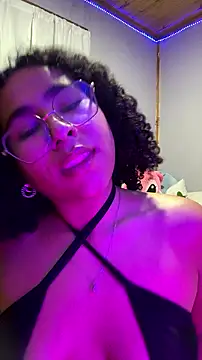 Snapshot of anto_rochiz chatting on 8, 8, 2026 anto rochiz online show from 8, 8, 2026