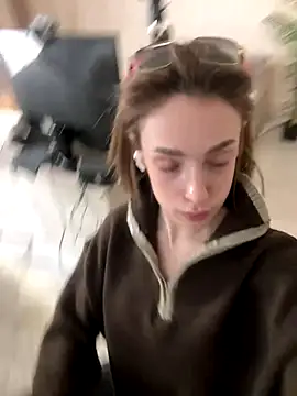 Naomi   Rias online show from 14, 10, 2025