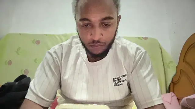 Snapshot of Minidemonkush chatting on 2, 4, 2026 Minidemonkush online show from 2, 4, 2026