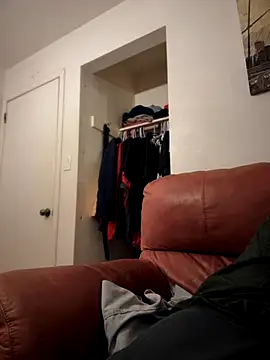 Snapshot of himNIGuys chatting on 14, 11, 2025 himNIGuys online show from 14, 11, 2025