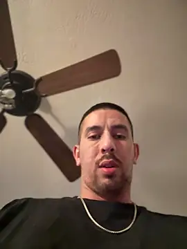 Snapshot of himNIGuys chatting on 13, 12, 2025 himNIGuys online show from 13, 12, 2025