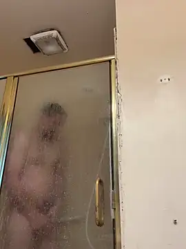 Snapshot of himNIGuys chatting on 18, 12, 2025 himNIGuys online show from 18, 12, 2025