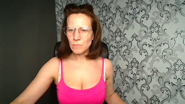 Snapshot of Kelly_Kisss chatting on 4, 7, 2026 Kelly Kisss online show from 4, 7, 2026
