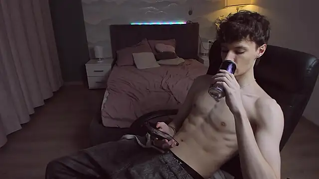 Edvard Blare online show from 26, 10, 2025