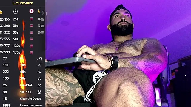 Snapshot of Max-prada chatting on 16, 5, 2026 Max-prada online show from 16, 5, 2026