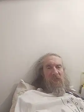Snapshot of eager1975 chatting on 30, 5, 2026 eager1975 online show from 30, 5, 2026