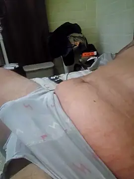 hotcower online show from 4, 3, 2026