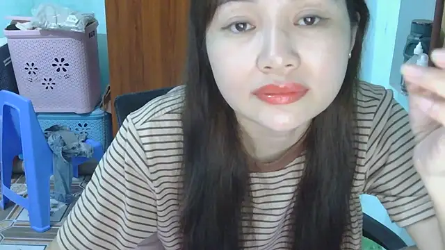 Uhem112 online show from 9, 10, 2025