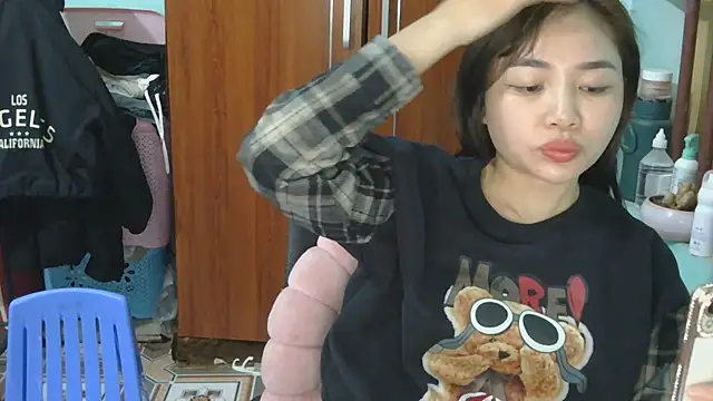 Uhem112 online show from 28, 11, 2025