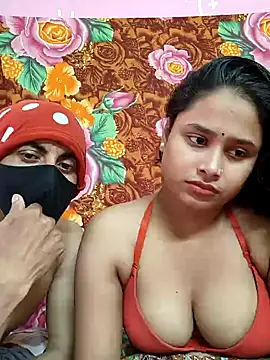 Seducing couple online show from 20, 12, 2025