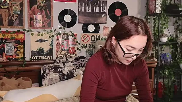 OdetteBiddy online show from 9, 11, 2025